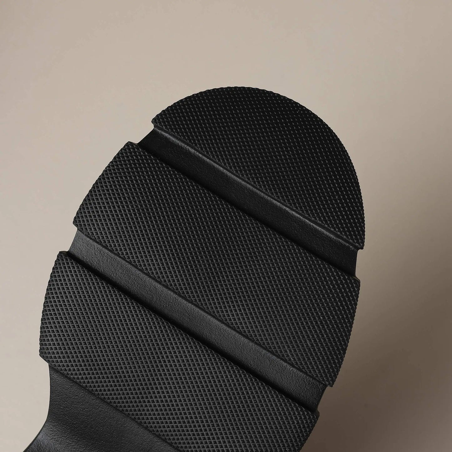 Women’s Retro Sheep Suede Slip-On Loafers – Round Toe Platform Sneakers with Crystal Detail, Casual Vulcanized Flats