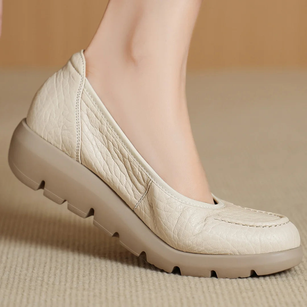 Women’s Sheepskin Slip-On Loafers – Round Toe Thick Sole Platform Flats for Everyday Comfort