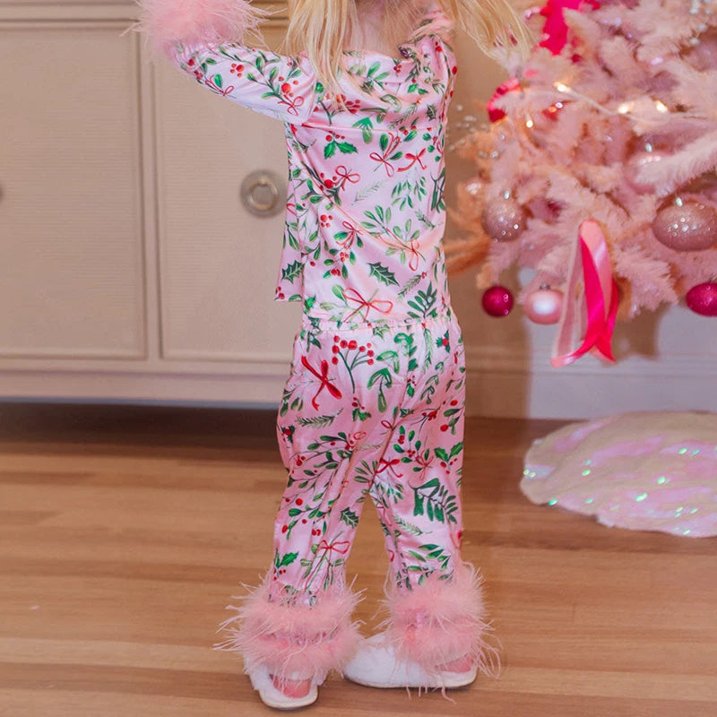 Christmas Leaves Print Mommy and Me Pajamas Set — Loose Top & Pants Family Matching Sleepwear