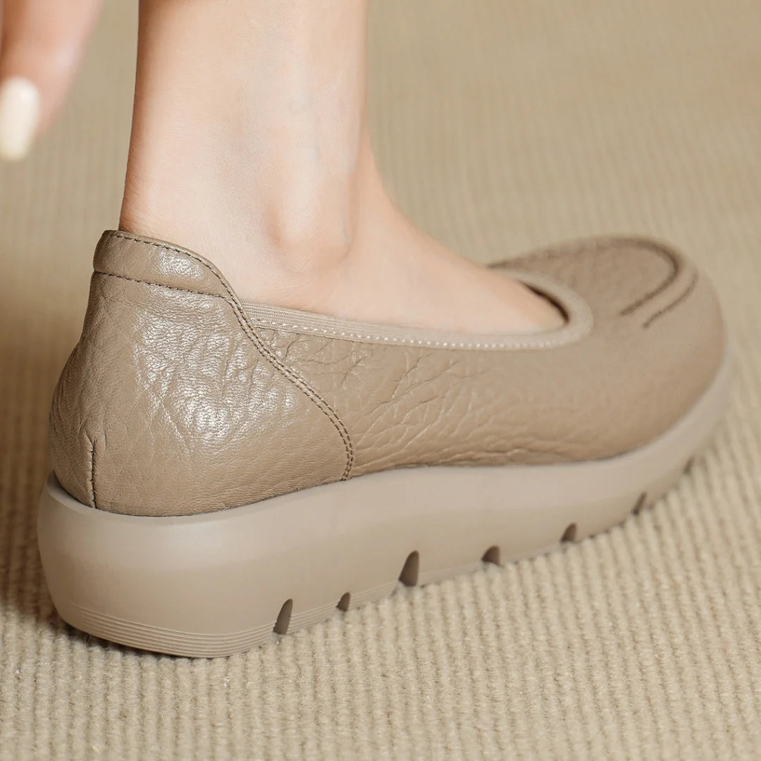 Women’s Sheepskin Slip-On Loafers – Round Toe Thick Sole Platform Flats for Everyday Comfort