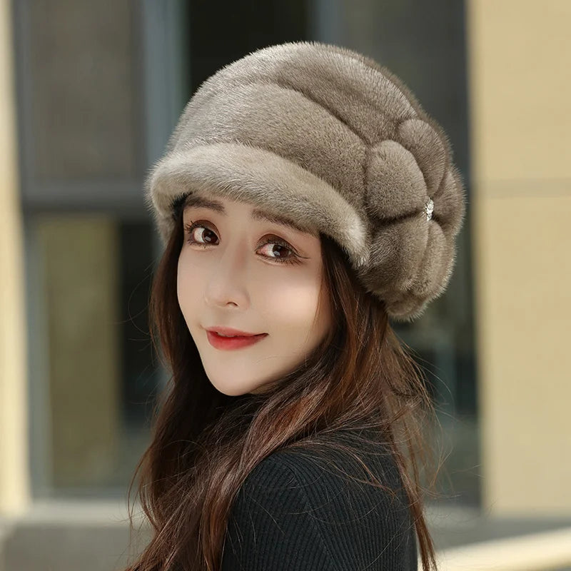 Russian Fur Hat Winter Warm Natural Mink Fur Hats for Women Classic Luxury Caps Earflap Christmas Hat Luxury Lady Real Mink Hat