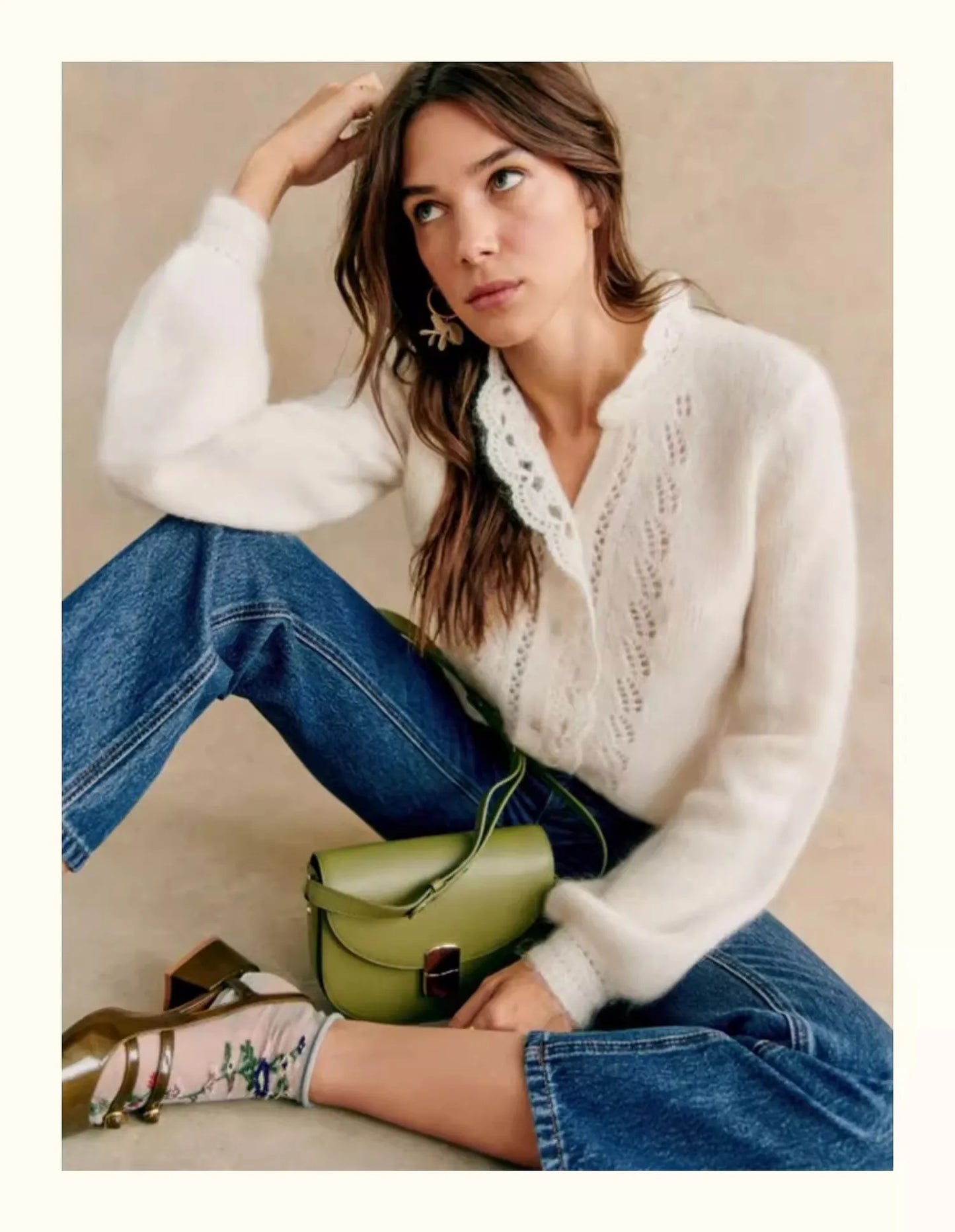French Design Chic Knitted Cardigan Women'S Spring And Autumn Retro V-Neck Soft Glutinous Long Sleeved Sweater
