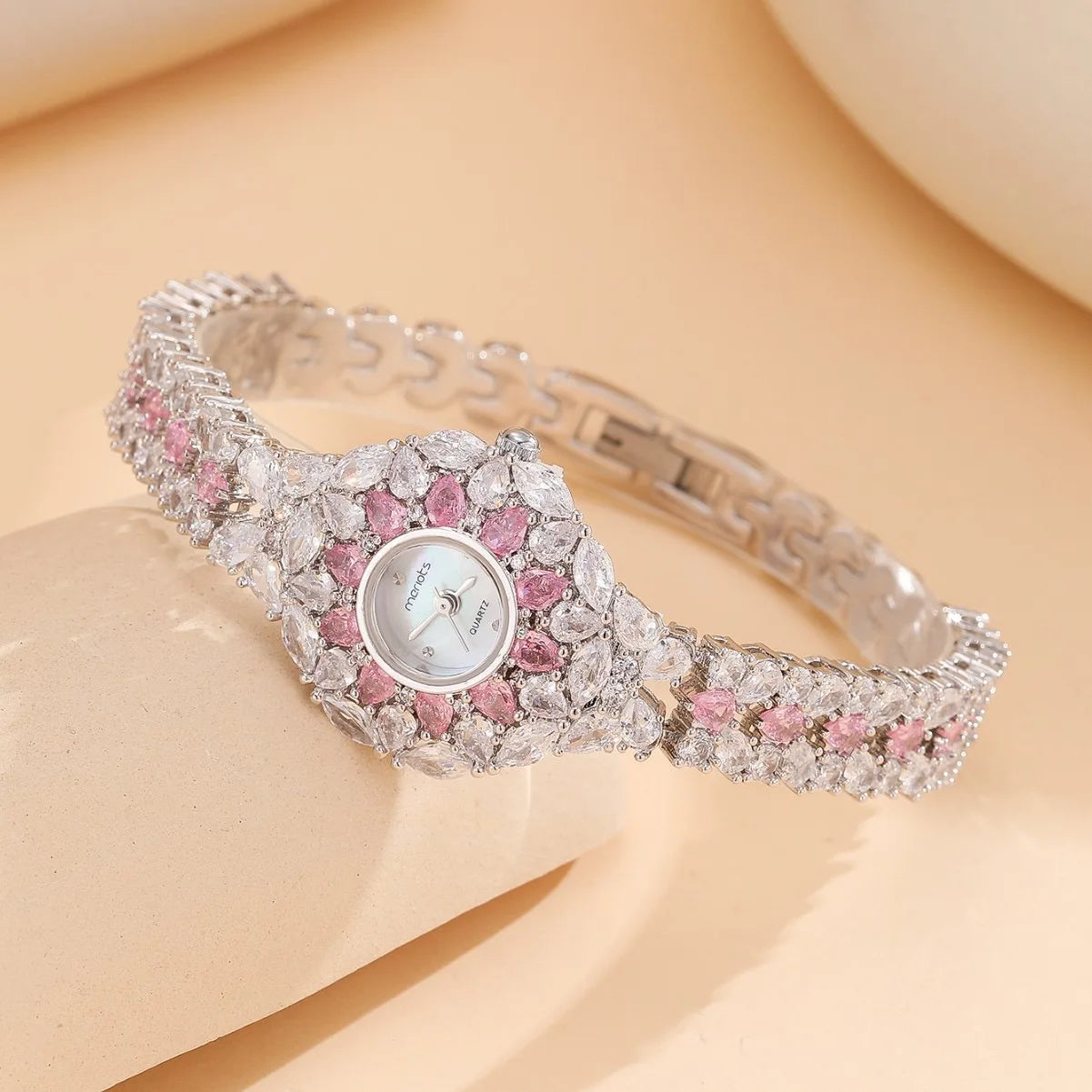 Luxury Fashion Simple Design Romantic Sweet Style Bracelet Watch For Women Wedding Party Dating Jewelry Gift Watch Accessories
