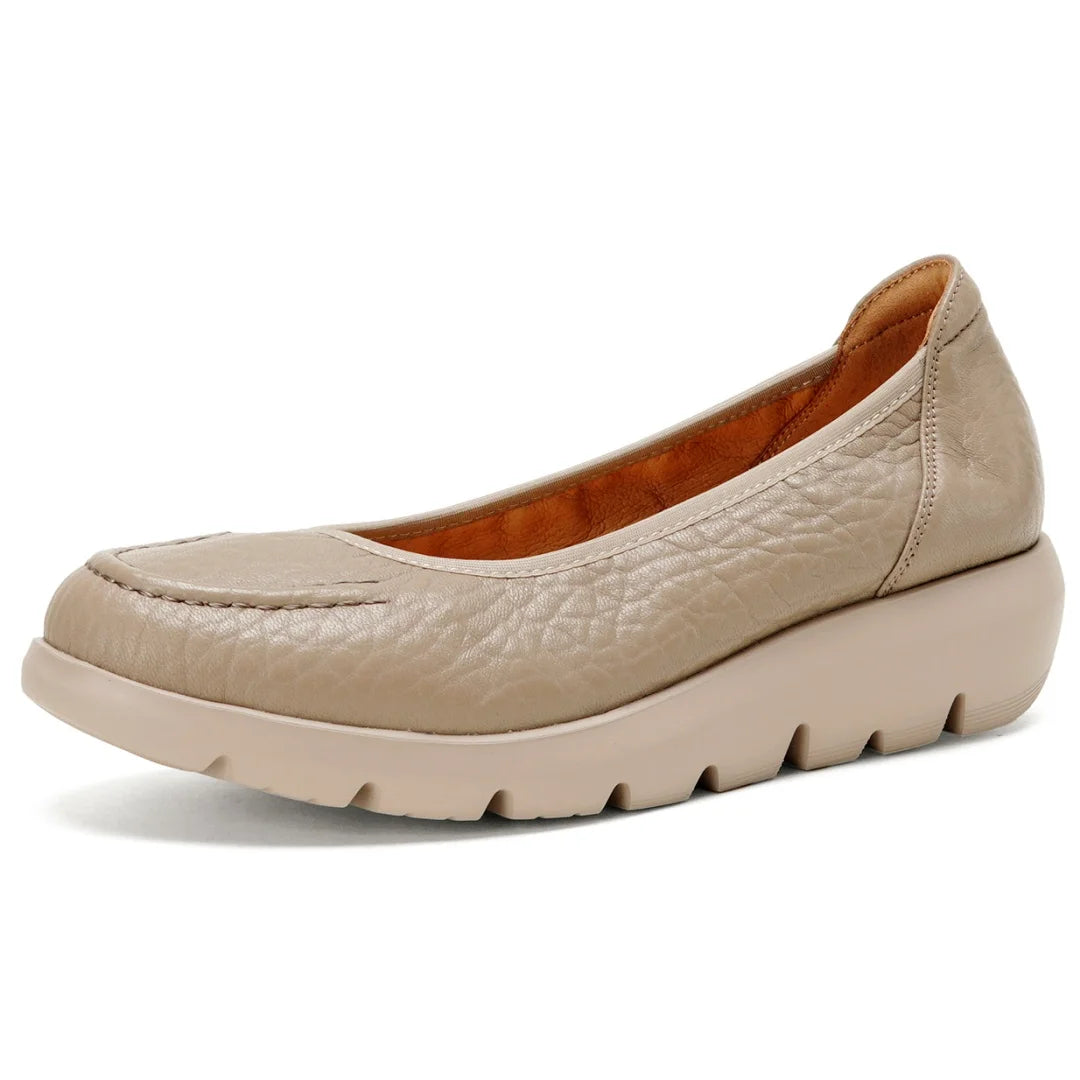 Women’s Sheepskin Slip-On Loafers – Round Toe Thick Sole Platform Flats for Everyday Comfort