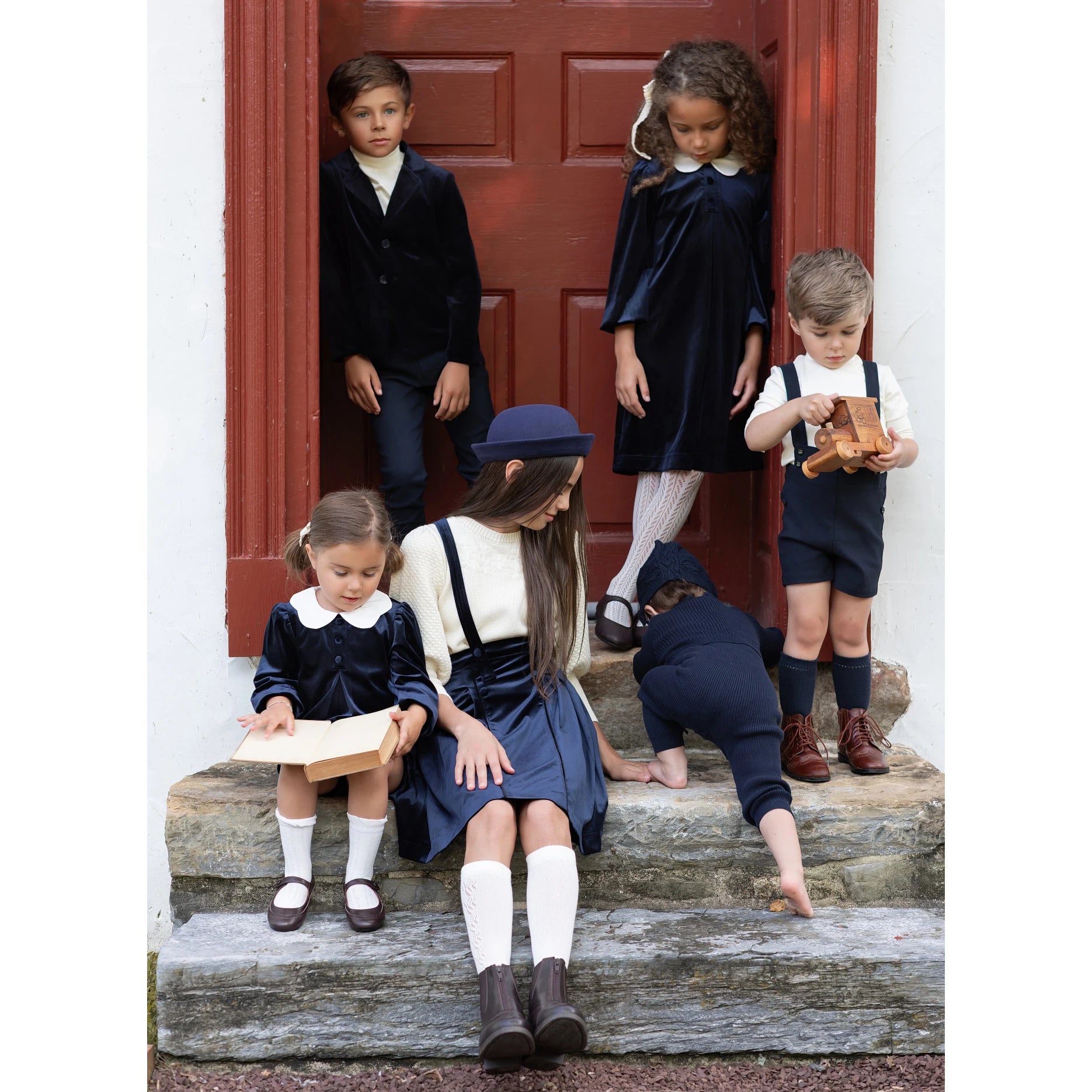 Family Matching Outfits with Girls' Velvet Dress, Baby Set, Floral Sweater & Boys' Overalls - HER SHOP
