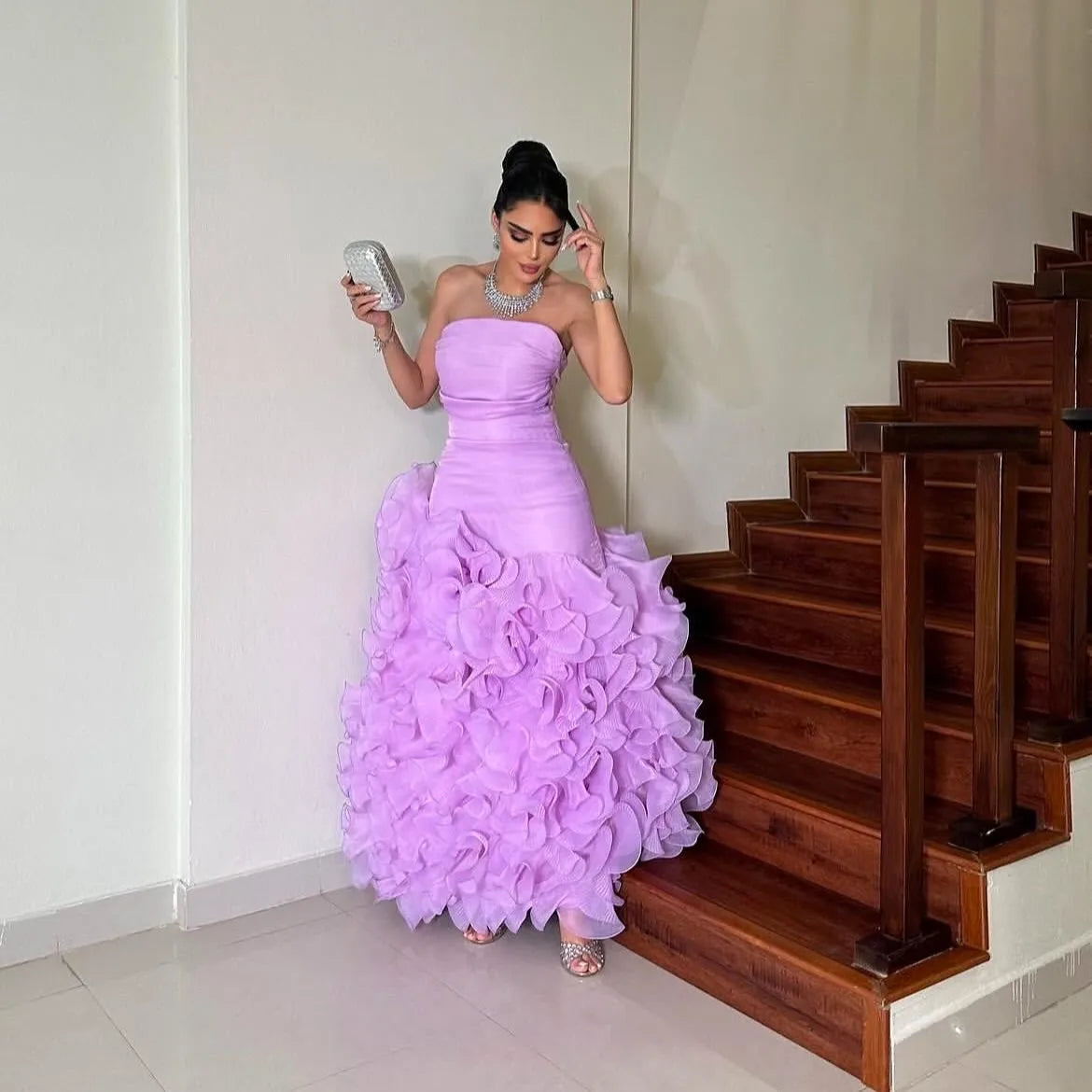 Customized Strapless Organza Flower A-Line Evening Gown – Elegant Pleated Floor-Length Formal Dress
