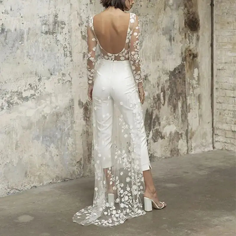 Simple Long-Sleeve Backless Wedding Dress with Court Train