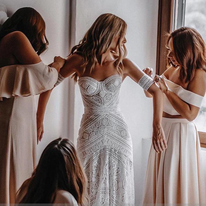 Bohemian Mermaid Wedding Dress Sexy Off The Shoulder Beach Bridal Gown With Lace Applique and Train