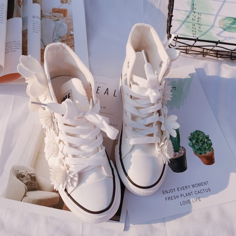 Original Butterfly Flower High-top Sweet Lace-up Canvas Shoes