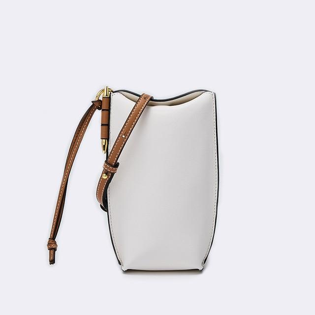Her Shop bag 1 / 20x9x4 cm Genuine Leather Bucket Bag