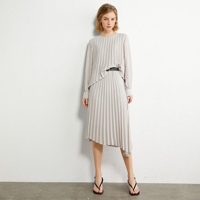 Women's Minimalism Fashion Pleated Dress