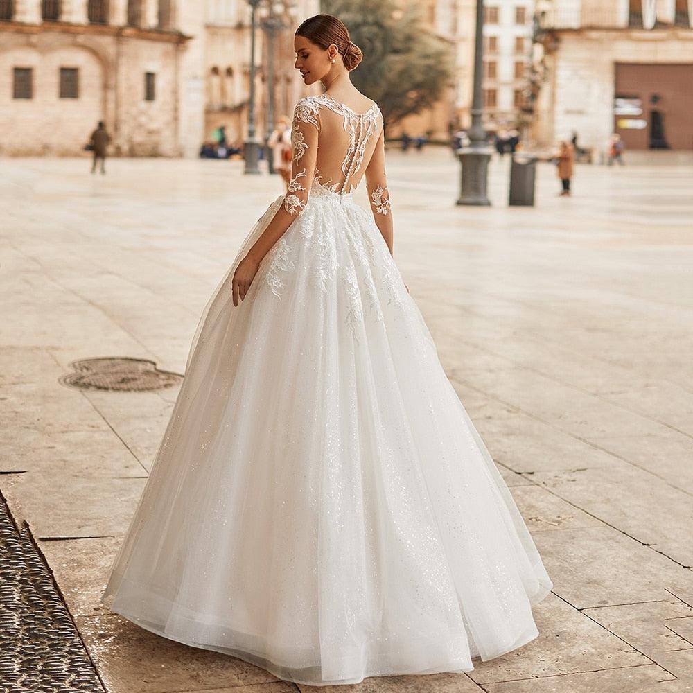 Elegant Ivory A-Line Lace Appliques Wedding Dress Champagne 6 cm / 16W Elegant Ivory A-Line Lace Appliques Wedding Dress Champagne 6 cm / 16W